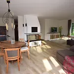 Hideaway Mit Aussenpool, Sauna Und Kamin Bosau