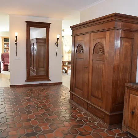 Hideaway Mit Aussenpool, Sauna Und Kamin