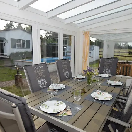 Hideaway Mit Aussenpool, Sauna Und Kamin