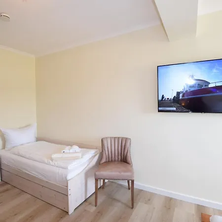 Hideaway Mit Aussenpool, Sauna Und Kamin بيت للعطل *