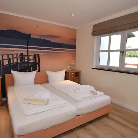 Hideaway Mit Aussenpool, Sauna Und Kamin بيت للعطل Bosau