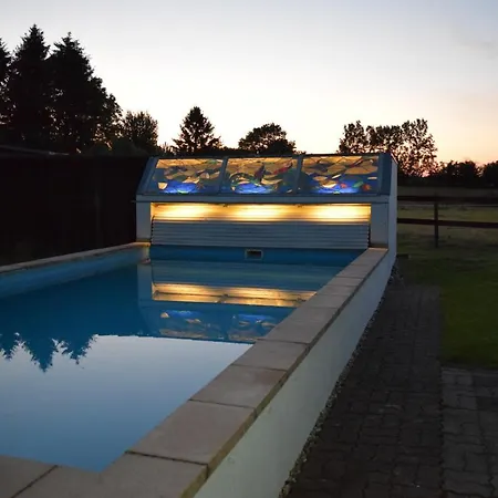 Hideaway Mit Aussenpool, Sauna Und Kamin