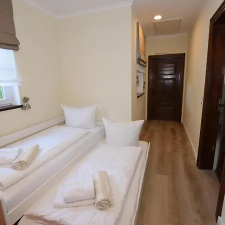 بيت للعطل Hideaway Mit Aussenpool, Sauna Und Kamin *