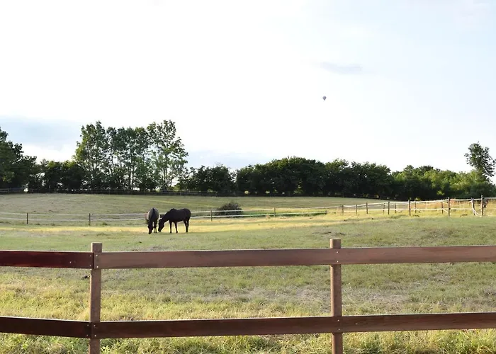 펜션 Hideaway Mit Aussenpool, Sauna Und Kamin